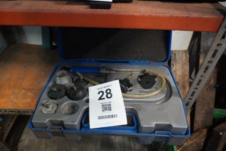 Radiator pressure test kit