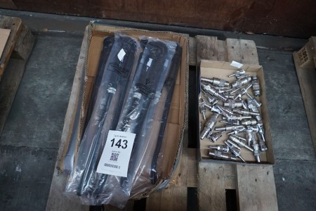5 pieces. pipe wrenches, brand: Polar + various valve fittings
