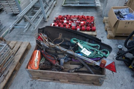 Pallet with various parts for trailer etc.
