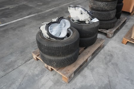 4 pieces. rims with tires + 2 pcs. headlights for Mercedes