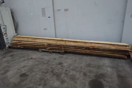 Approx. 100 meters of sitka spruce planks