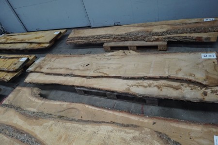 3 pieces. oak planks