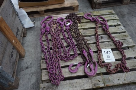 Lot chains with hook