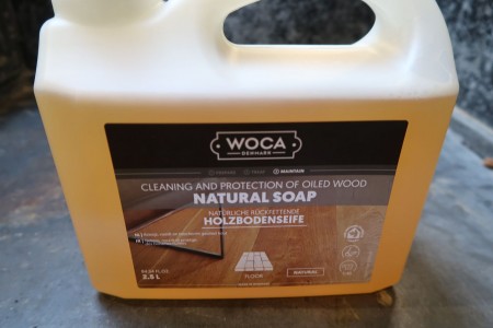 3x2.5 liters of floor soap