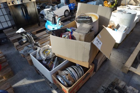 Various spare parts for cars