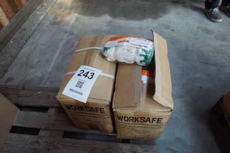 600 pairs of gloves, brand: Worksafe