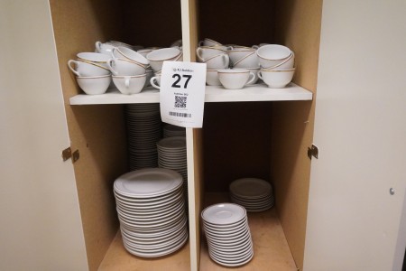 Large batch of cups & saucers