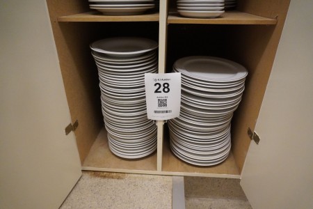 Large batch of deep plates & plain plates