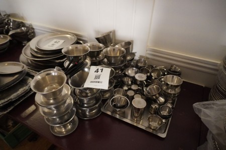 Various sauce bowls etc. in stainless steel