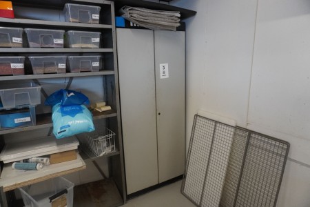 Environmental cabinet without content