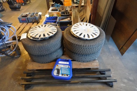 4 pieces. steel rims with tires incl. 3 pieces. roof racks & snow chains