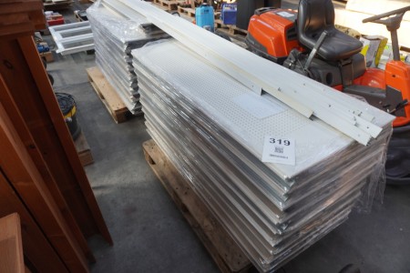 Lot of drywall for ceiling