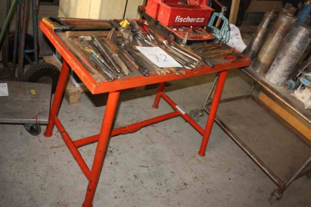 Worktable, approx. 108 x 60 cm, tube vice