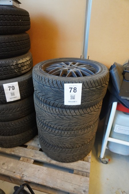 4 pcs. tires with rims