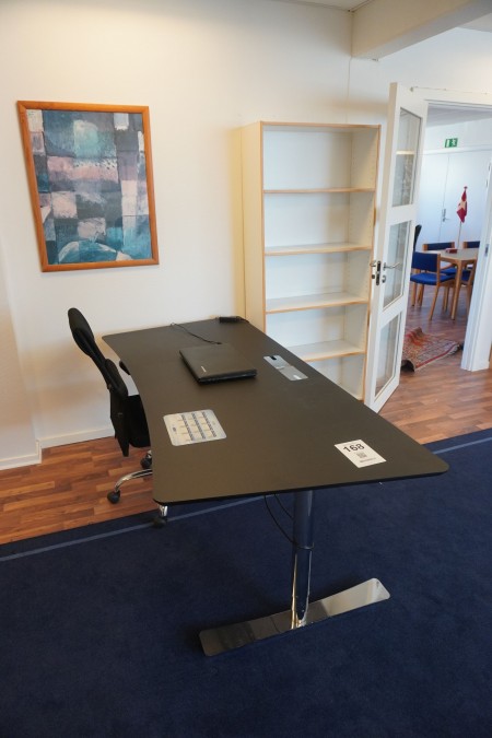 Raising / lowering table incl. office chair + bookcase