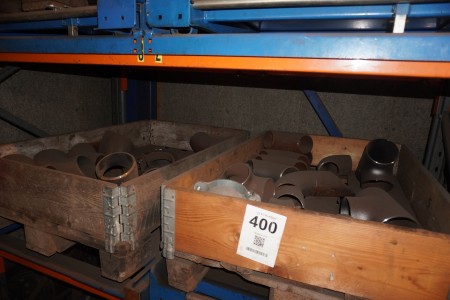 2 pallets with bends, cuts, semi-finished iron, etc.