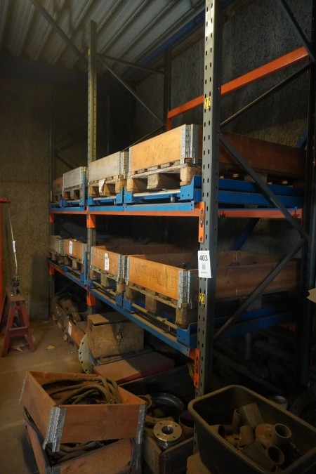 2-bay pallet rack with pull-out