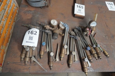 Various burners for cutting torch sets