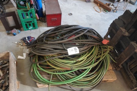 Lot of air hoses & power cables