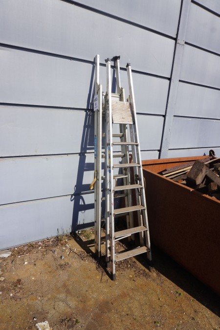 2 pcs. alu stair ladders