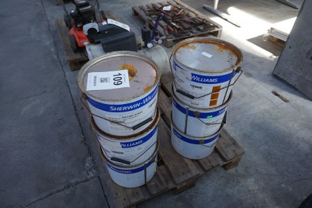 6 buckets a '9.4 ltr. White paint
