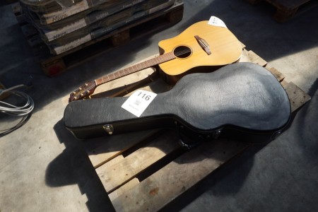 Semi-acoustic guitar, brand: Martin, with bag