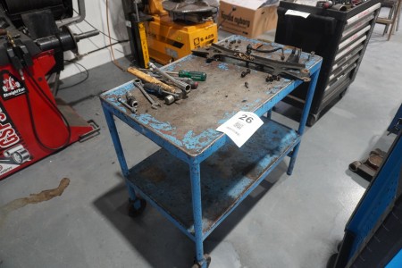 Workshop trolley in iron incl. Hand tools