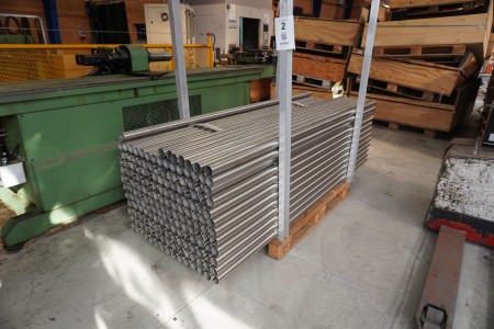 Approx. 170 stainless steel pipes