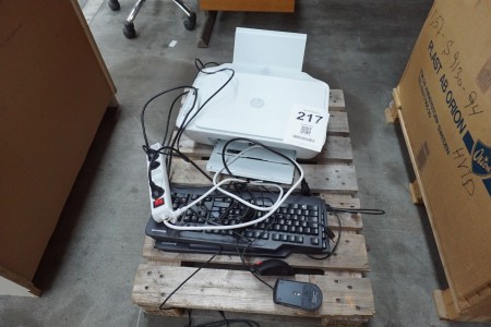 Printer, mærke: HP + 2 stk. tastatur & mus
