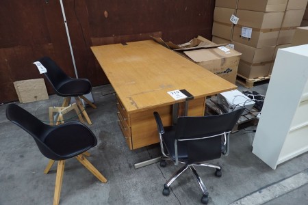 Desk, office chair & lamp