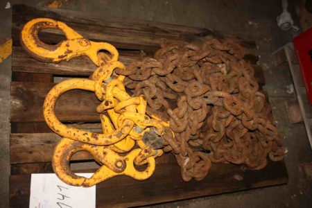 Pallet with 4 lifting hooks, 16 ton + chain, 8.5 meters, type LP2