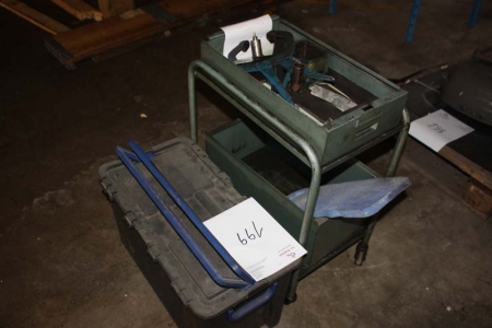 Toolbox + trolley with hand tools