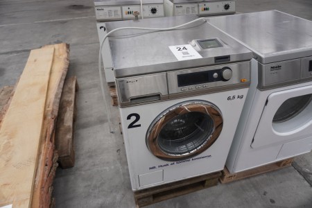 Industrial washing machine, brand: Miele, model: PW 6065 PLUS