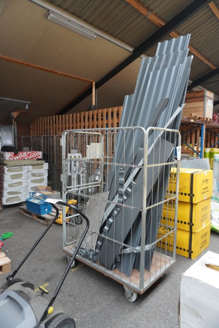 Roller cage incl. various roofing sheets