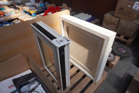 2 Stk. Fenster Holz & Kunststoff
