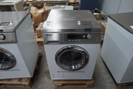 Industrial washing machine, brand: Miele, Model: PW6065 Vario