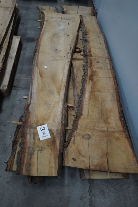 4 pieces. oak planks