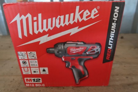 Cordless impact screwdriver Milwaukee