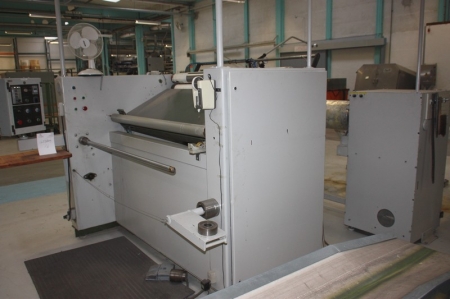 Rewinding machine, Campen. The machine has a unwinder and a quality controll table and winder. Capacity: 30 m / minute