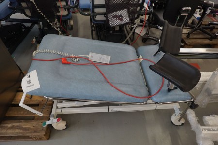 Hospital bed with braces for legs