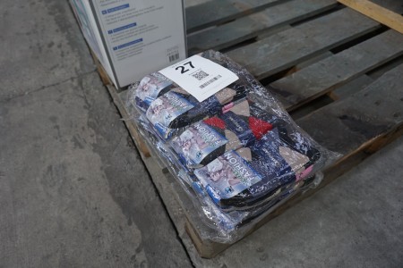 24 pairs of persail socks size 37-42