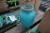 2 Stück türkisfarbene Vasen