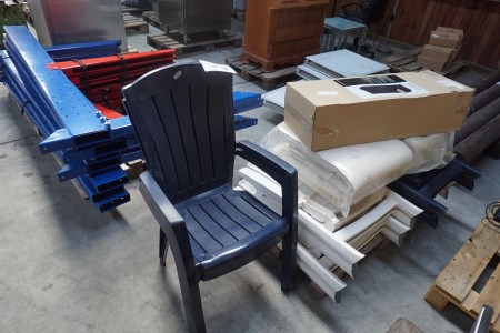 6 pieces. Garden chairs, 4 pcs. Horse + Mailbox