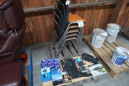 5 pieces. chairs + various electronics