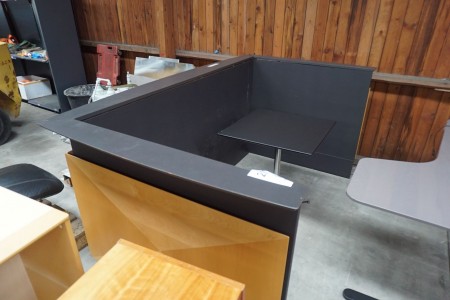 Reception desk + table