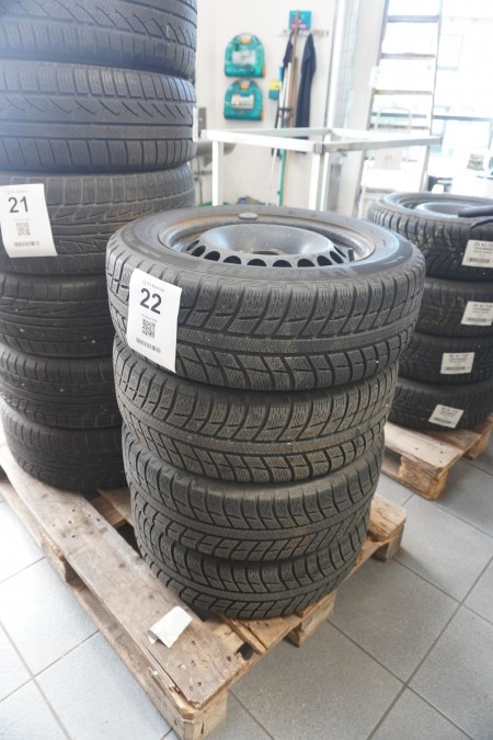4 stk. stålfælge med dæk, Mærke: Michelin 