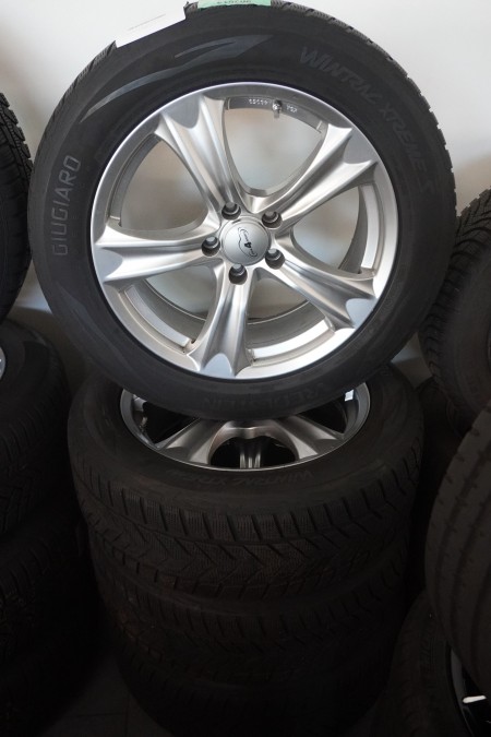 4 pieces. tires with alloy rims, Brand: Giugiaro