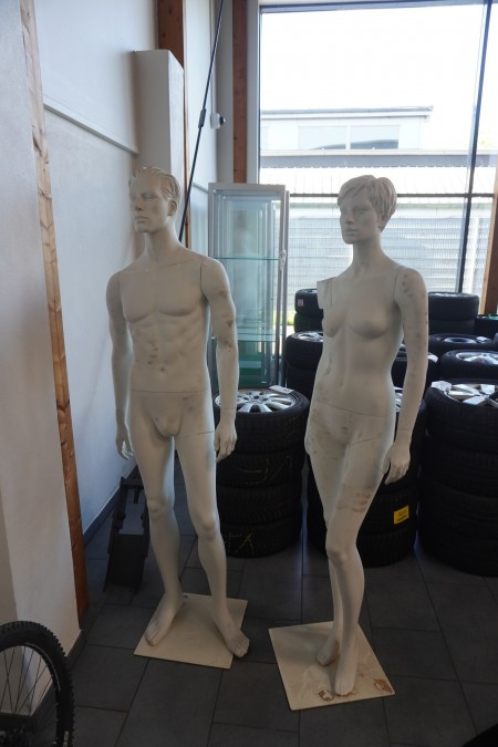 2 pcs. mannequins