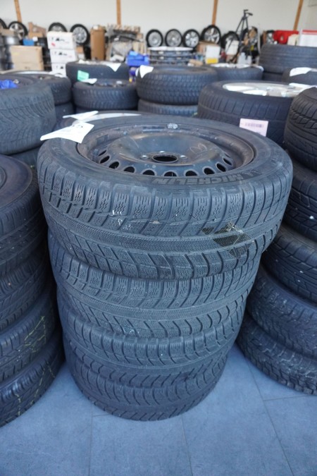 4 stk. dæk med stålfælge, Mærke: Michelin 