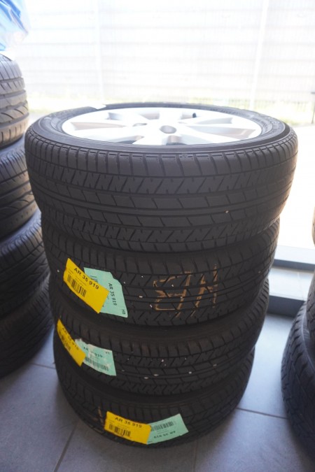 4 pieces. tires with alloy rims, Brand: Yokohama